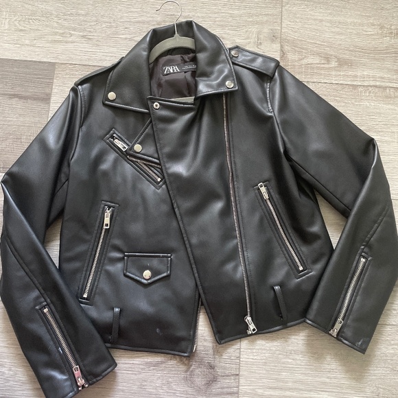 Leather jacket - Picture 1 of 2